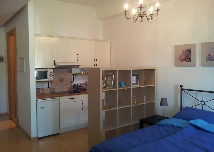 Ian 1 Apartament *